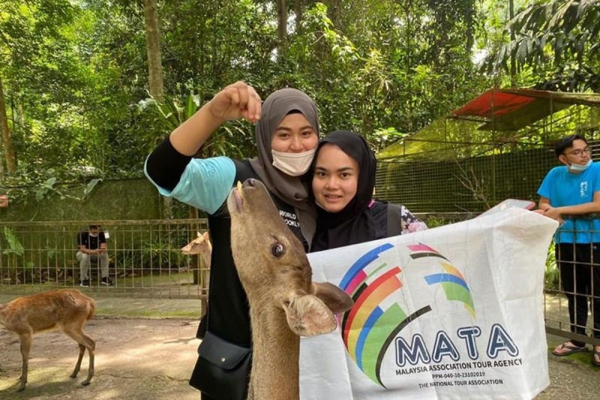 Agen wisata Malaysia gembira perbatasan dibuka kembali