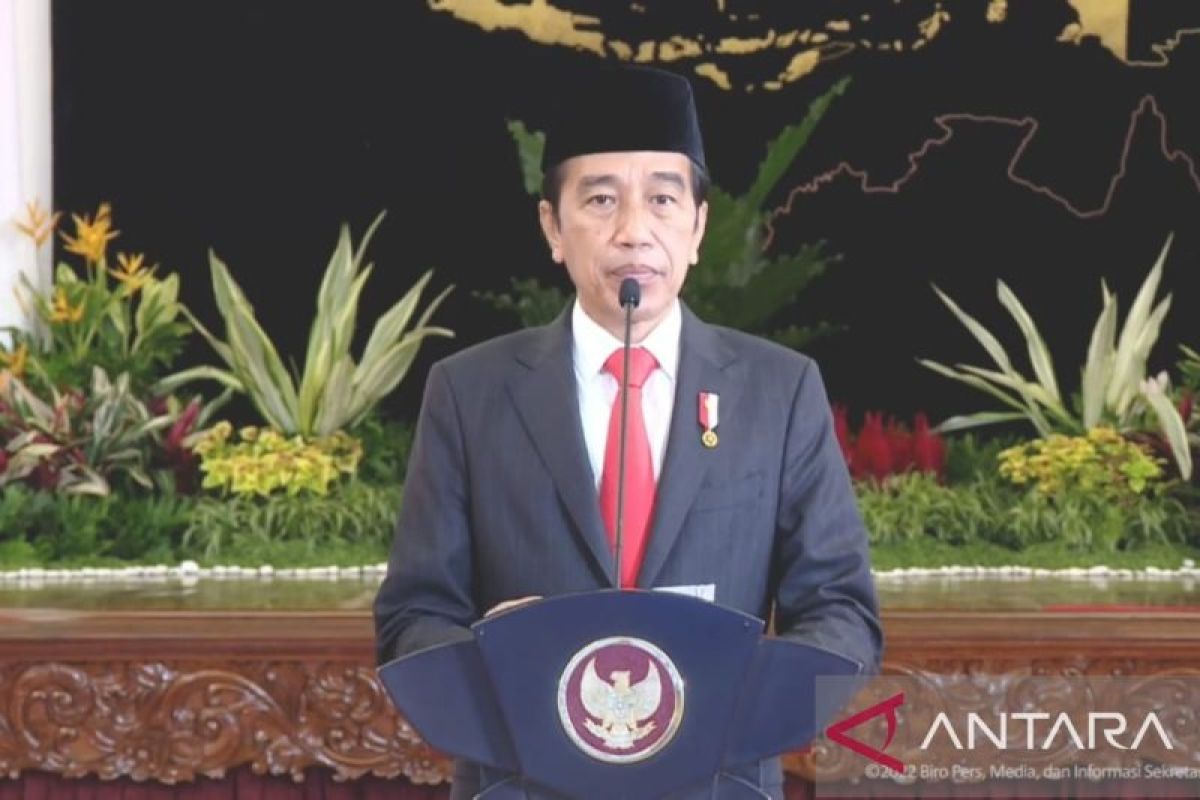 Presiden Jokowi minta Komisi Yudisial buat langkah progresif untuk atasi kekurangan hakim