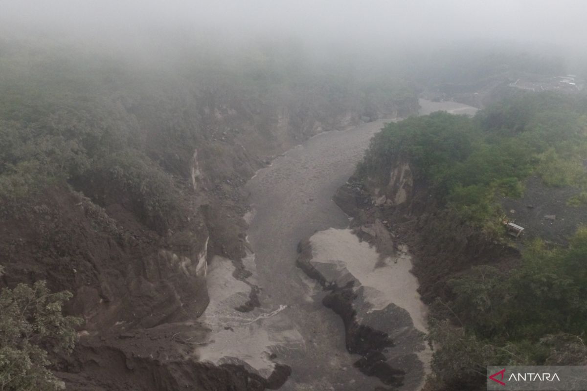 Badan Geologi masih tetapkan status Siaga untuk Gunung Merapi