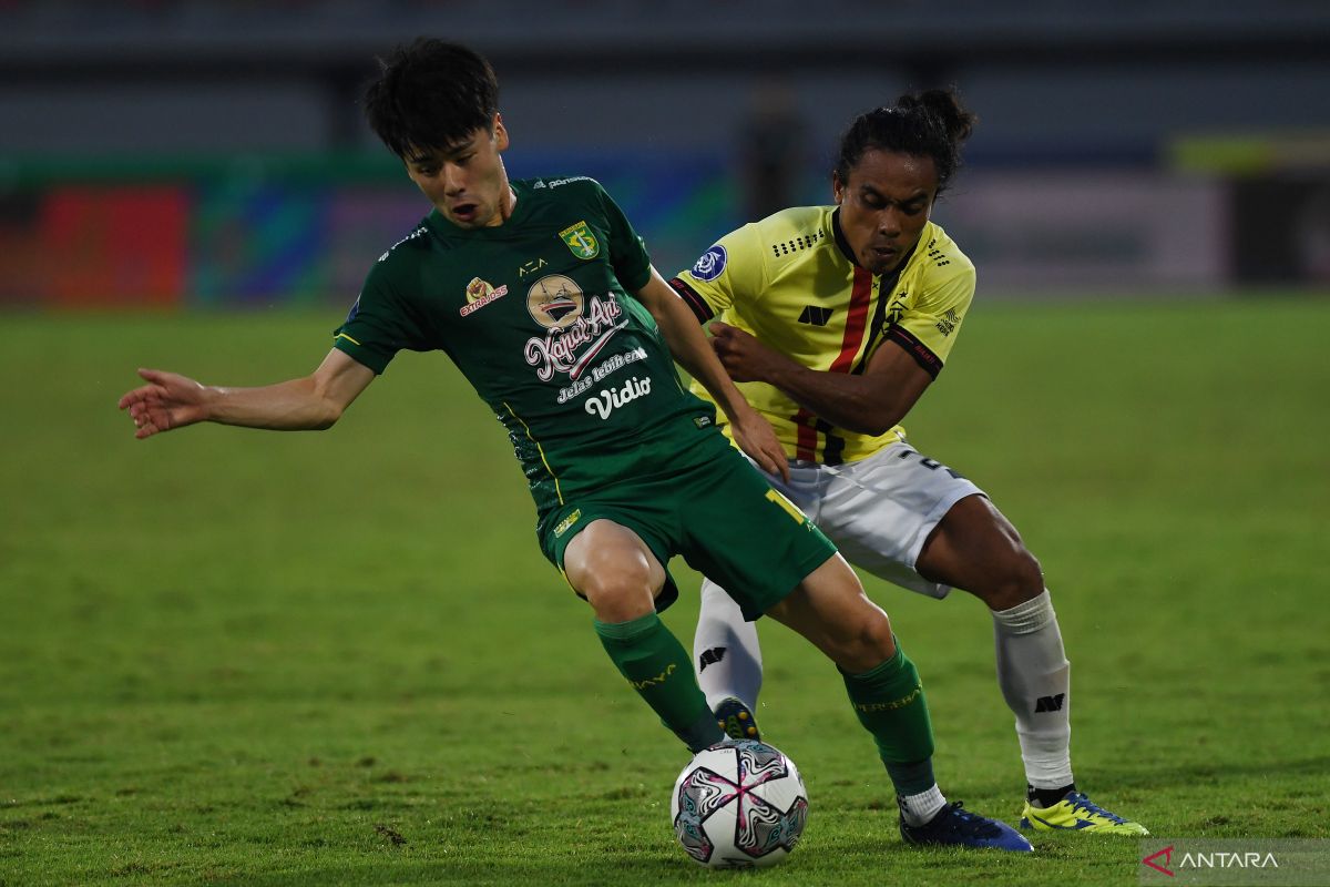 Liga 1: Persebaya bungkam Persik lewat gol indah Marukawa