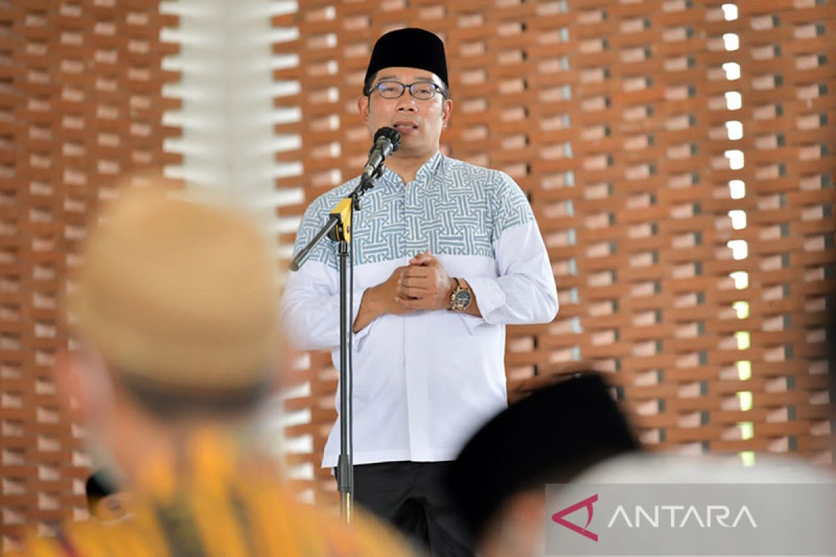 Ridwan Kamil sarankan musyawarah terkait persoalan SBM ITB-rektorat