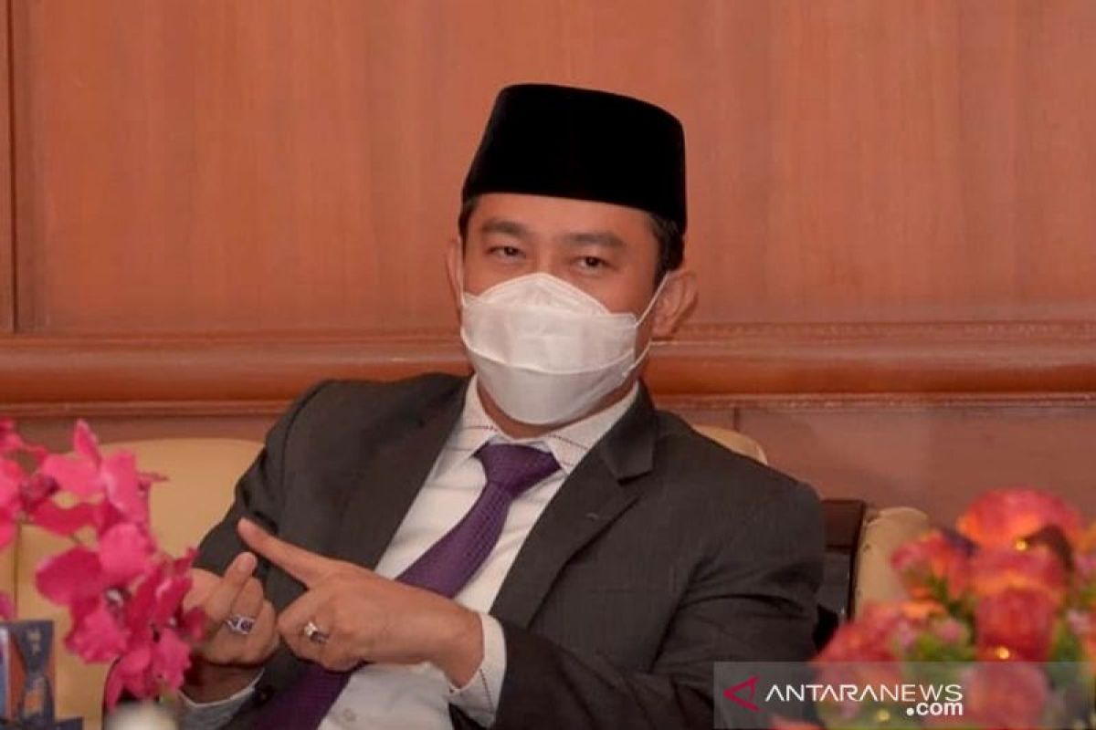 DPRD Riau gesa regulasi pajak daerah dan retribusi