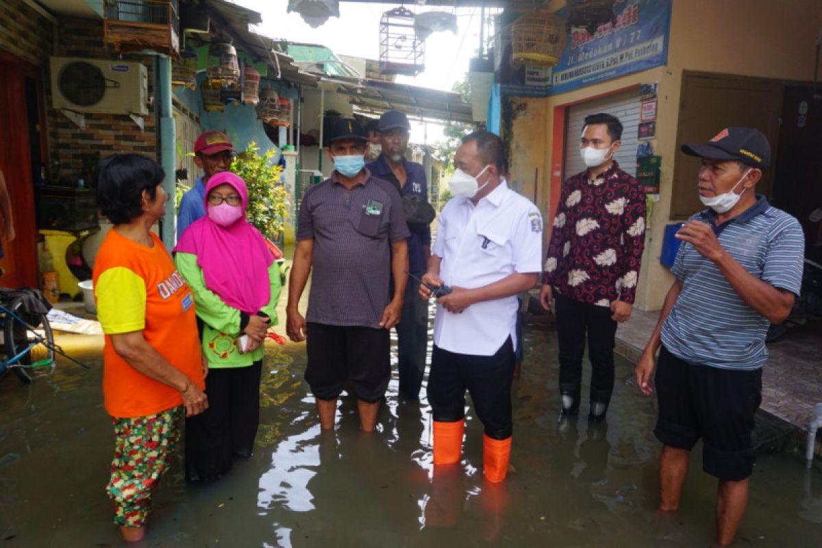 Wawali: Penyelesaian masalah banjir di Kota Surabaya harus menyeluruh