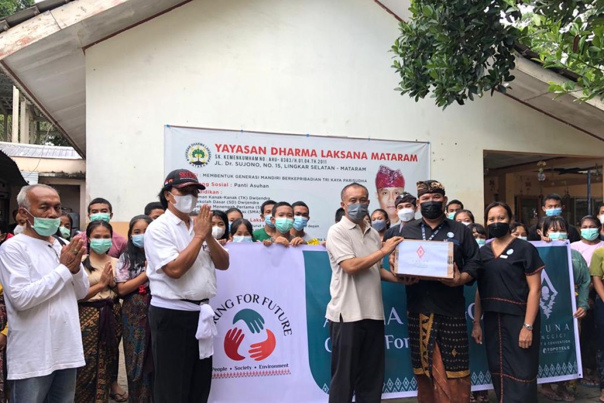 Peduli sesama, Aruna Senggigi bakti sosial ke Panti Asuhan Yayasan Dharma Laksana Mataram