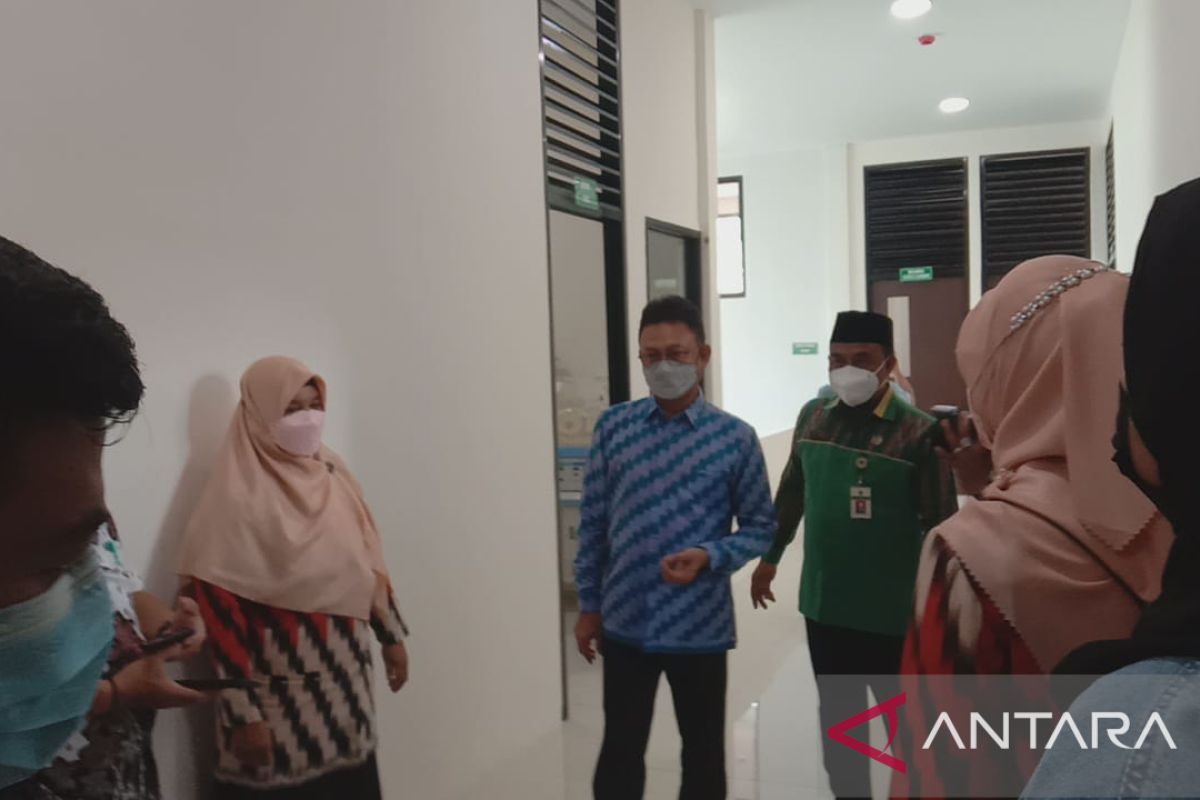 Edi Kamtono tinjau gedung baru Puskesmas Alianyang