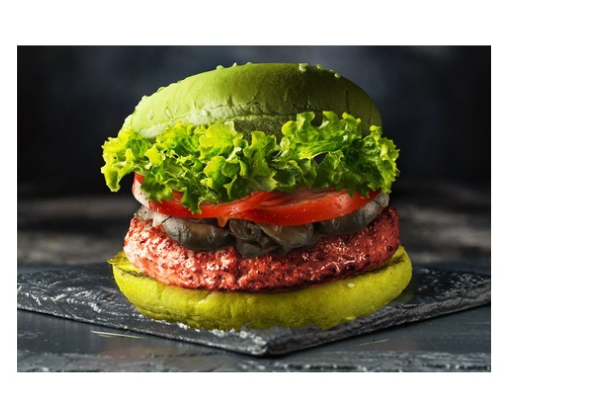 Wayback Burgers opens in Japan