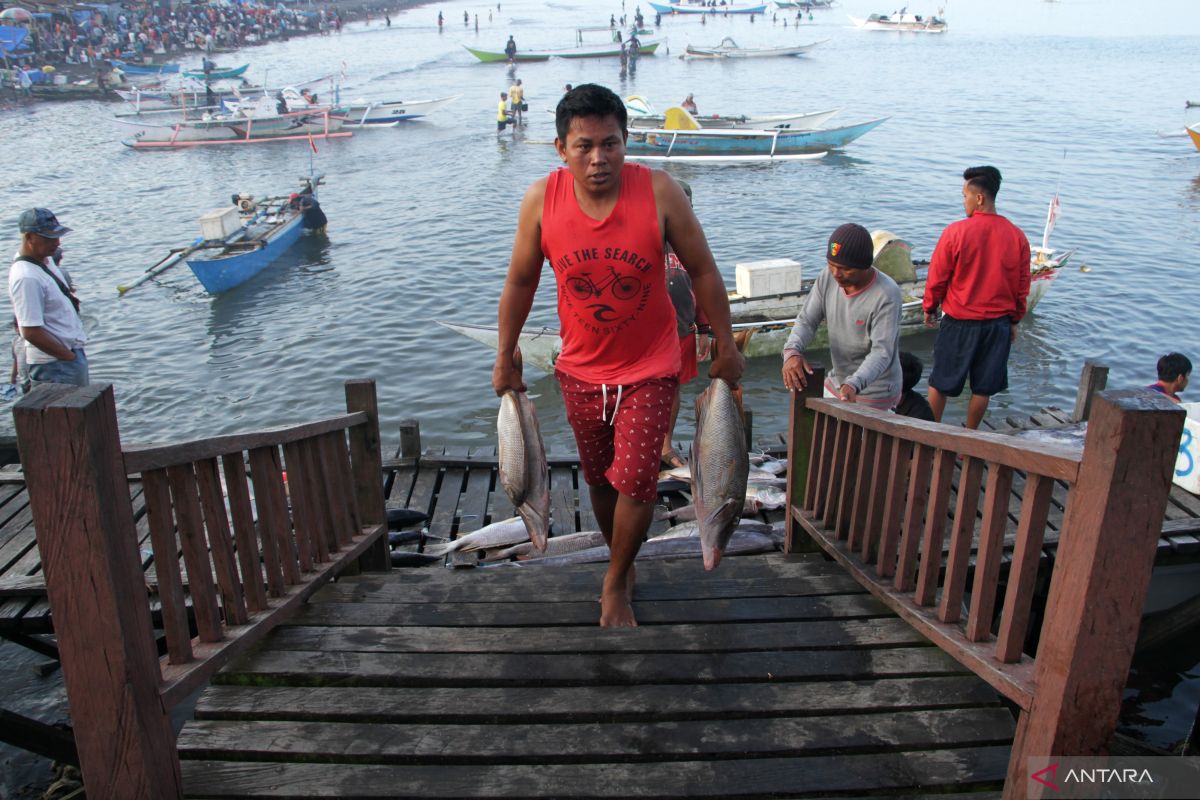 Asosiasi nelayan Gorontalo soroti pengurangan jatah solar bersubsidi