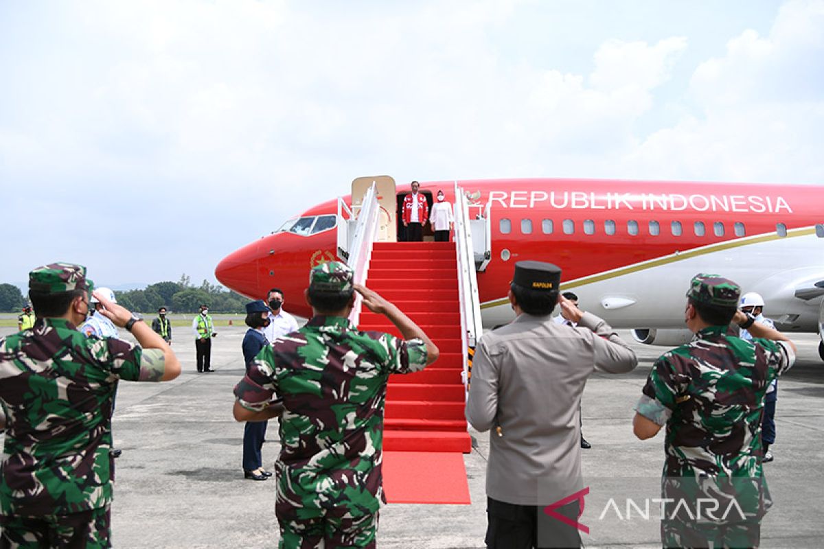 Presiden Jokowi bertolak menuju titik nol kilometer IKN
