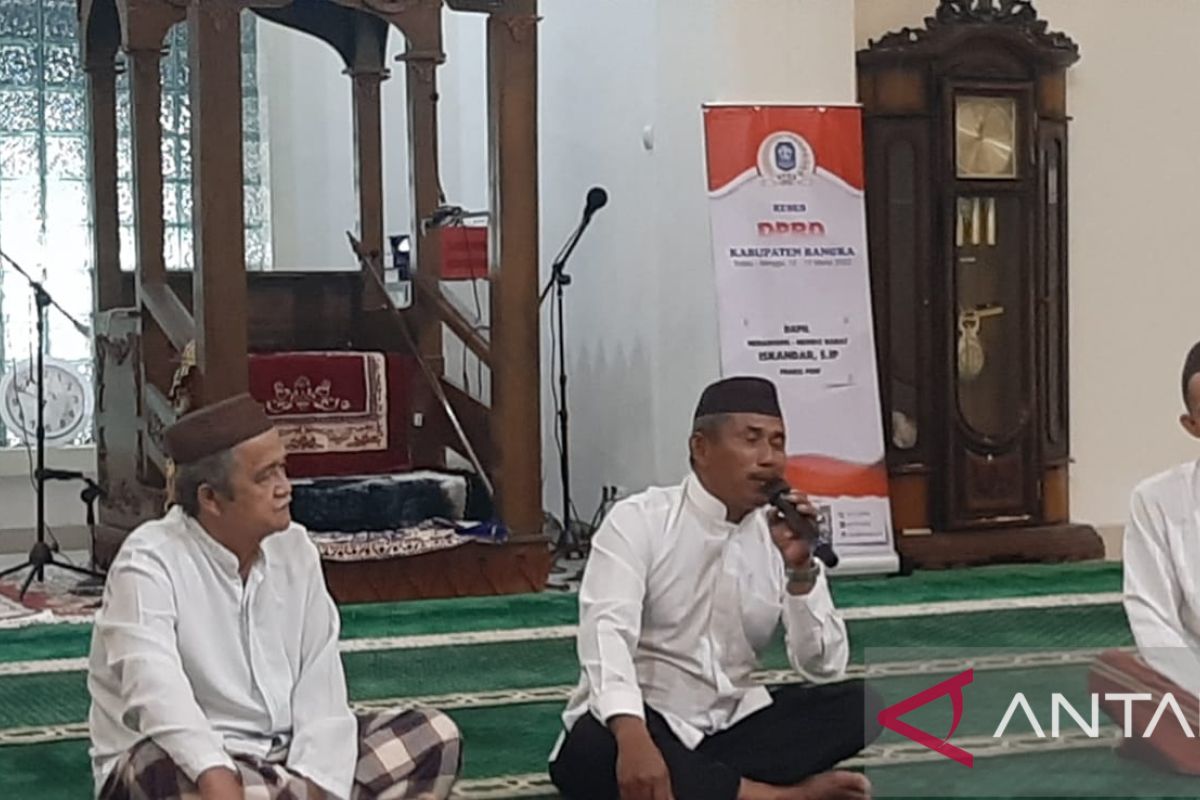Ketua DPRD Bangka ajak umat Islam makmurkan masjid