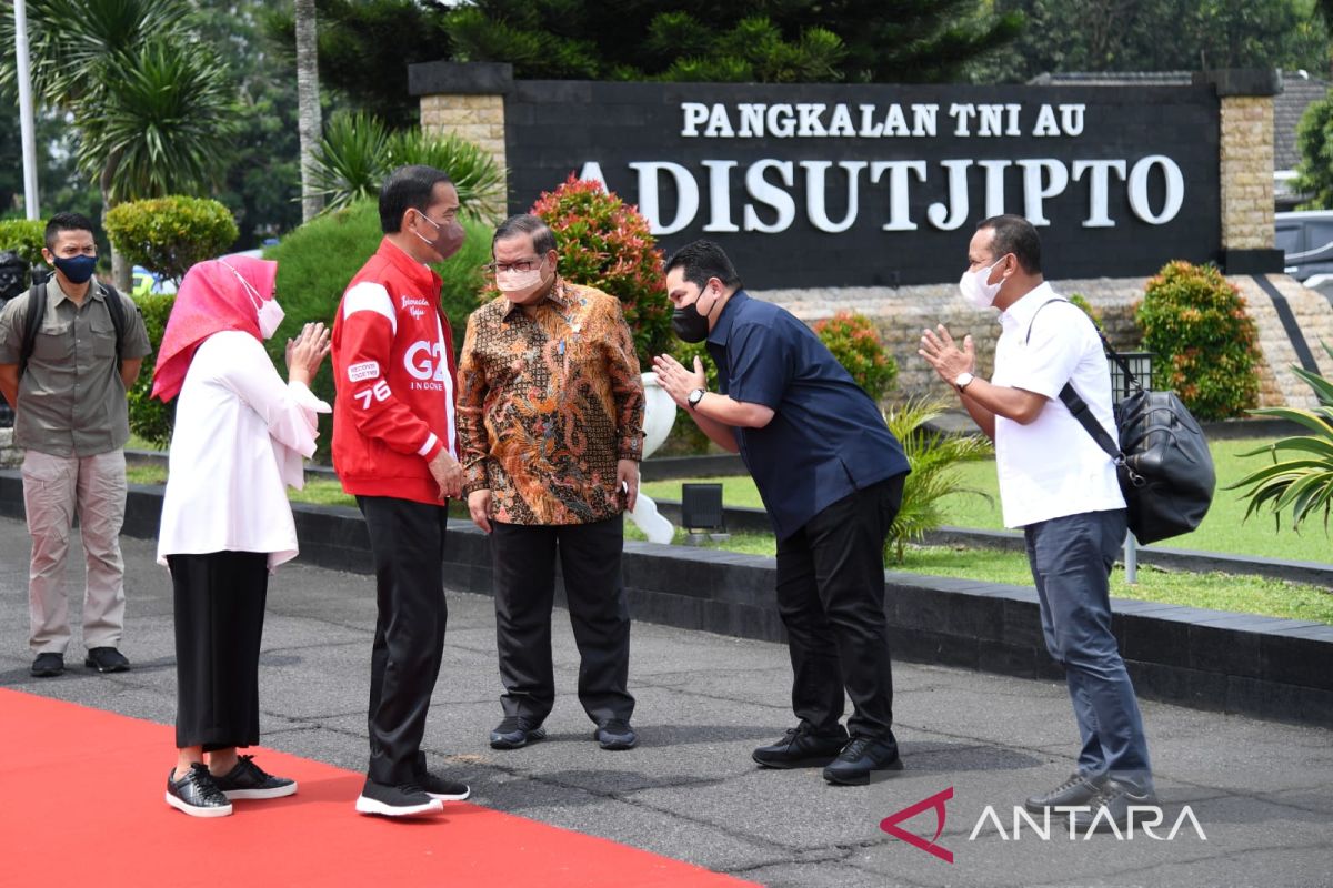 Jokowi departs for kilometer zero point of IKN in East Kalimantan