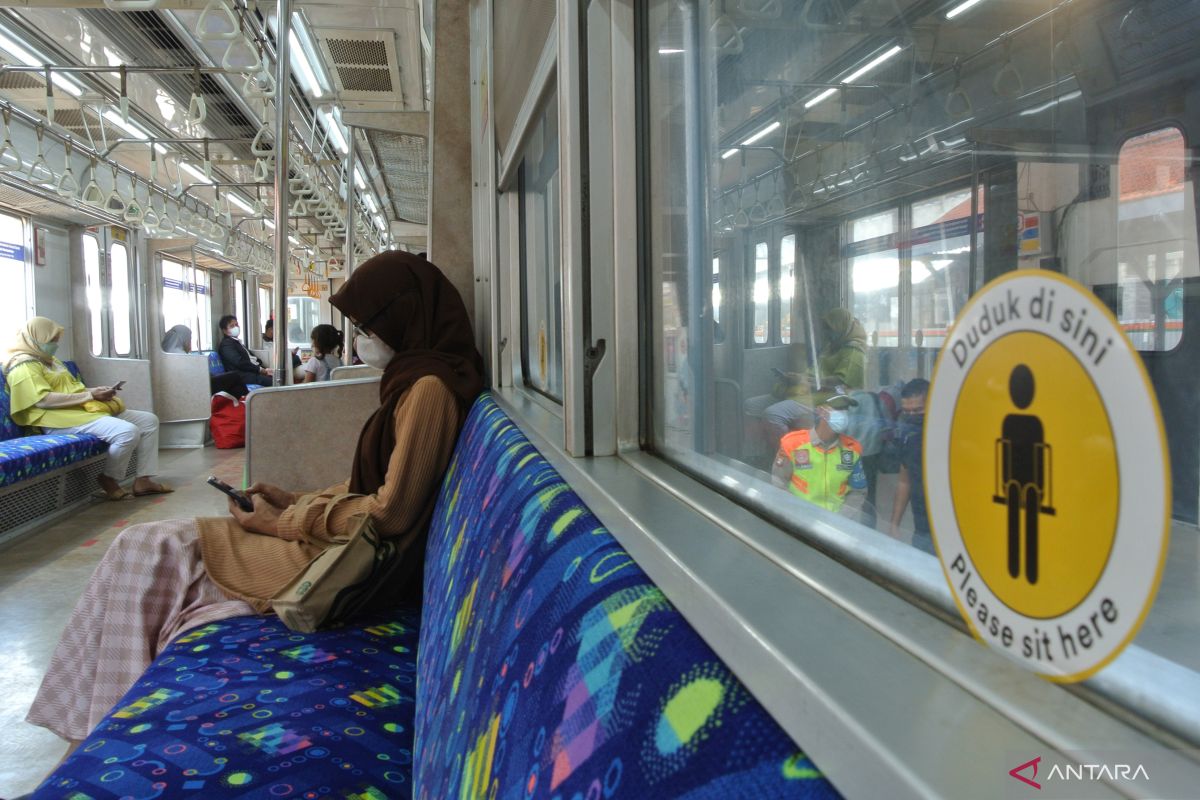 KAI Commuter tambah jumlah perjalanan KRL mulai 4 April 2022