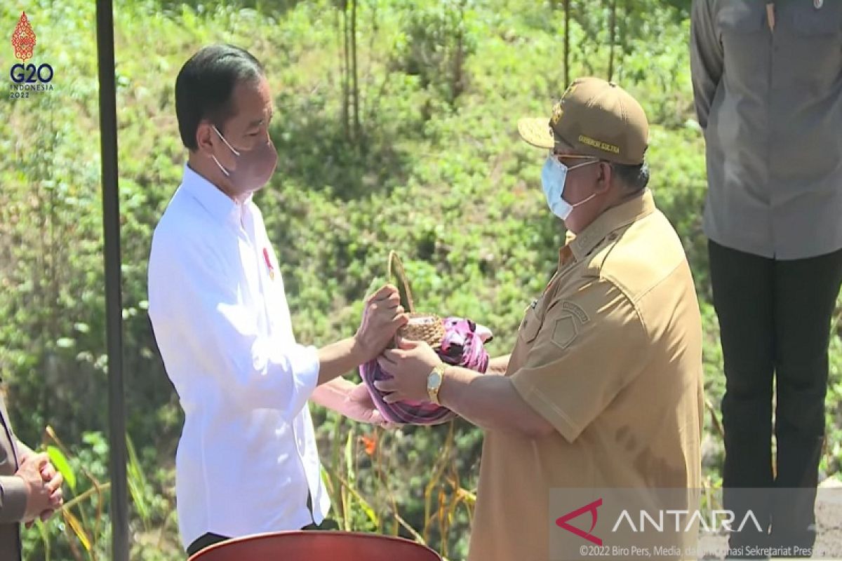 Gubernur Sulawesi Tenggara hadiri ritual Kendi Nusantara di Kaltim