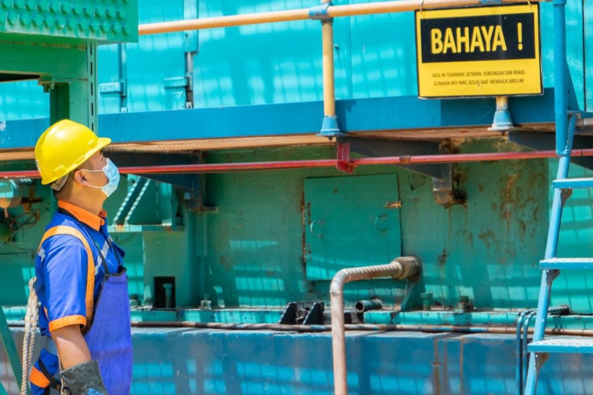 PLN UPDK Barito meraih predikat bendera emas