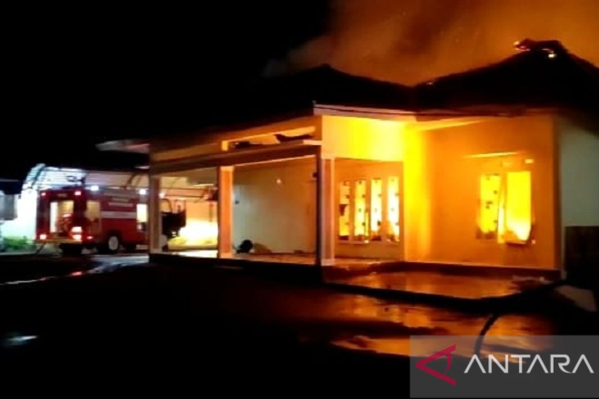 Polisi selidiki penyebab kebakaran rumah dinas Wakil Gubernur Jambi