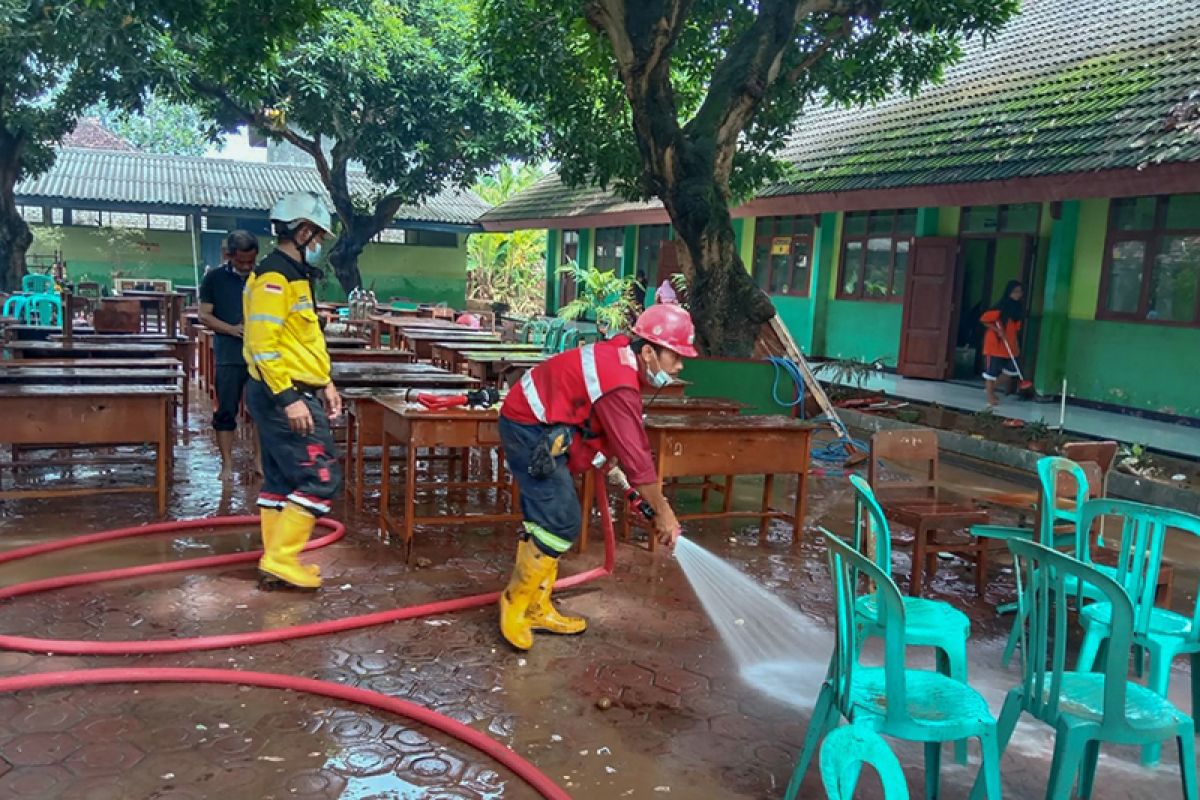 SIG salurkan bantuan untuk korban banjir di Tuban