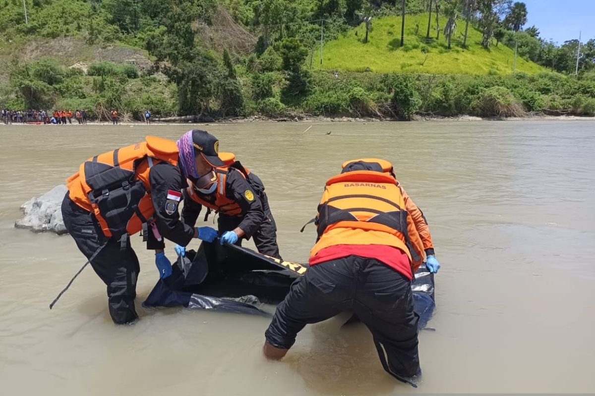 Korban terseret banjir di Amfoang ditemukan sudah meninggal