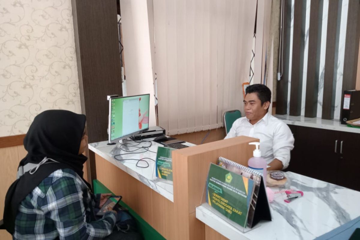 Calon haji Mataram pertanyakan kepastian keberangkatan