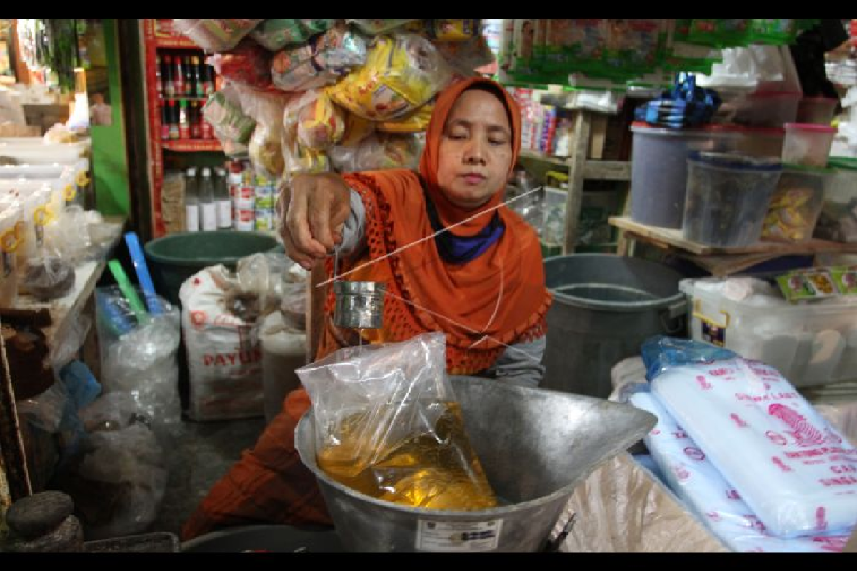 Pemprov gelar pasar murah se Aceh, sediakan 202 ton minyak goreng