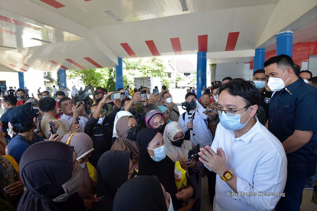 Kemendag kerja keras jaga stok dan harga minyak goreng di pasar