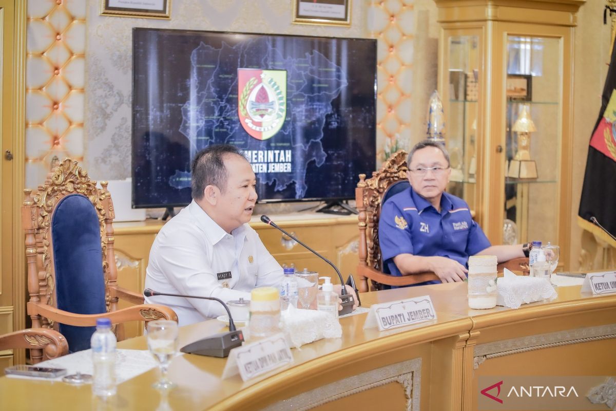 Wakil Ketua MPR Zulkifli Hasan siap berkolaborasi wujudkan kemajuan Jember