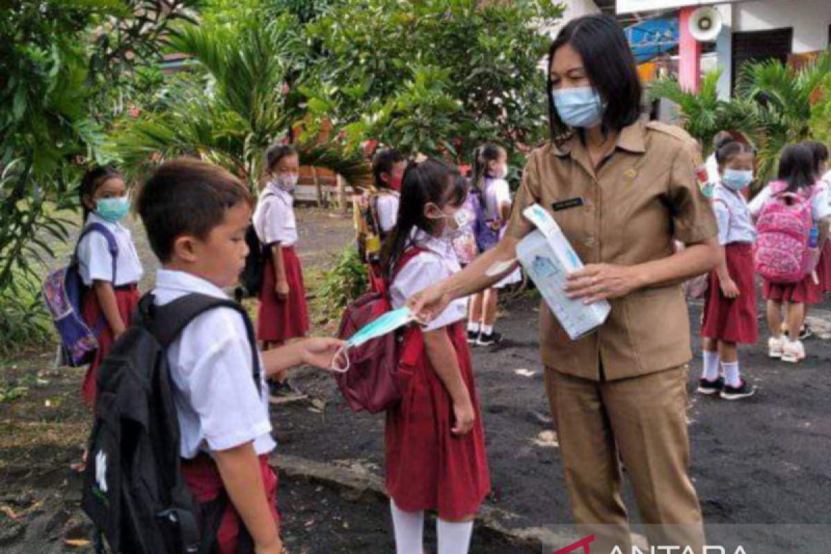 Disdik Minahasa Tenggara berlakukan PTM  di sekolah
