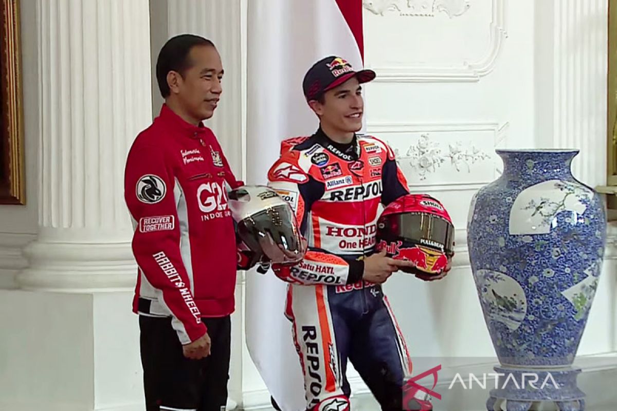 Jokowi berharap MotoGP Mandalika picu pembalap Indonesia berprestasi