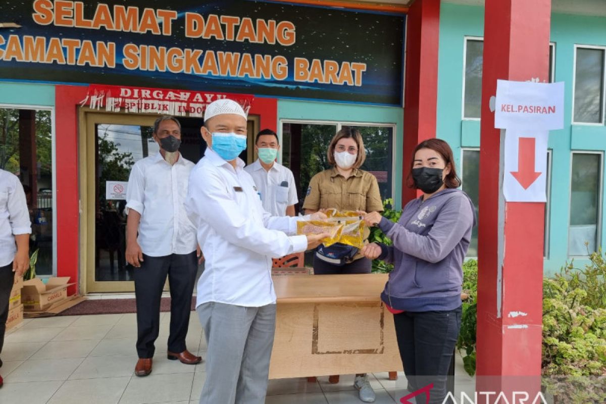 Pemkot Singkawang dan PT Wilmar gelar operasi pasar minyak goreng