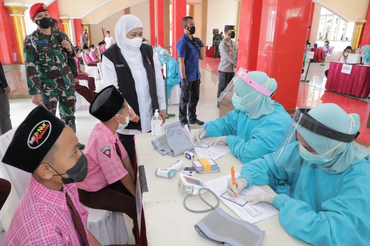Gubernur Jatim: Perawat beri peran signifikan selama pandemi