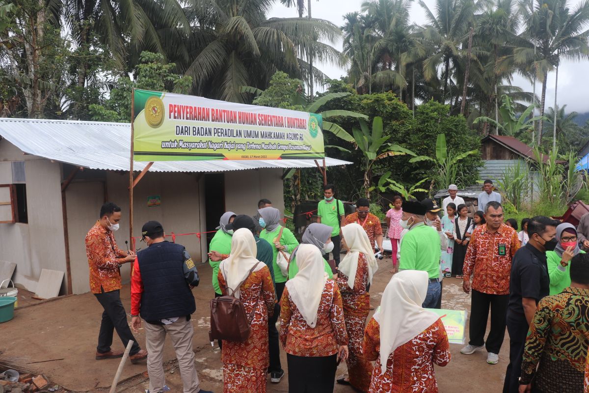 Pengadilan Tinggi Padang bangun 10 unit hunian sementara di Talamau