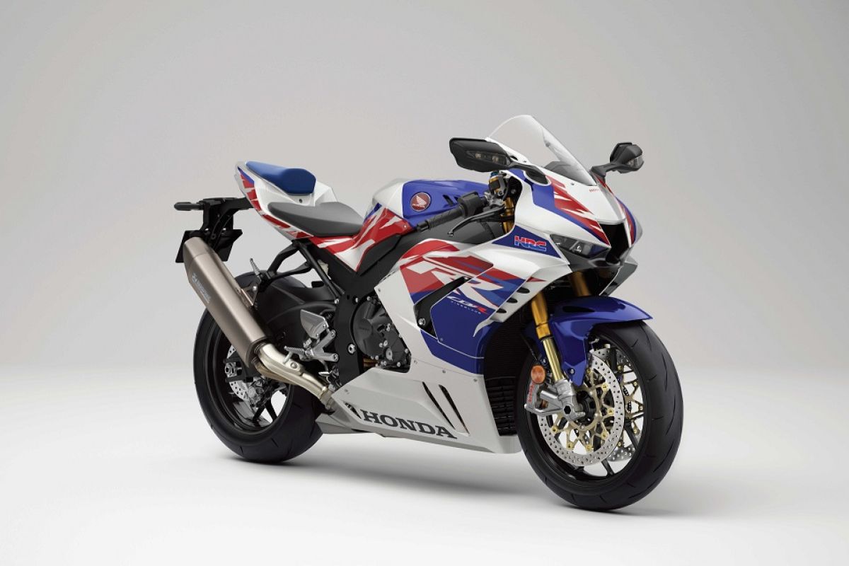 AHM luncurkan motor sport CBR1000RR-R edisi 30 tahun