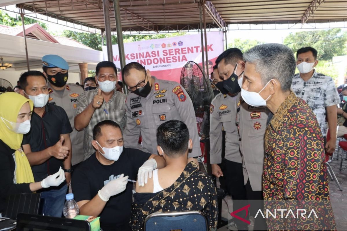 Kapolres Labuhanbatu ajak Kapolsek percepat vaksinasi