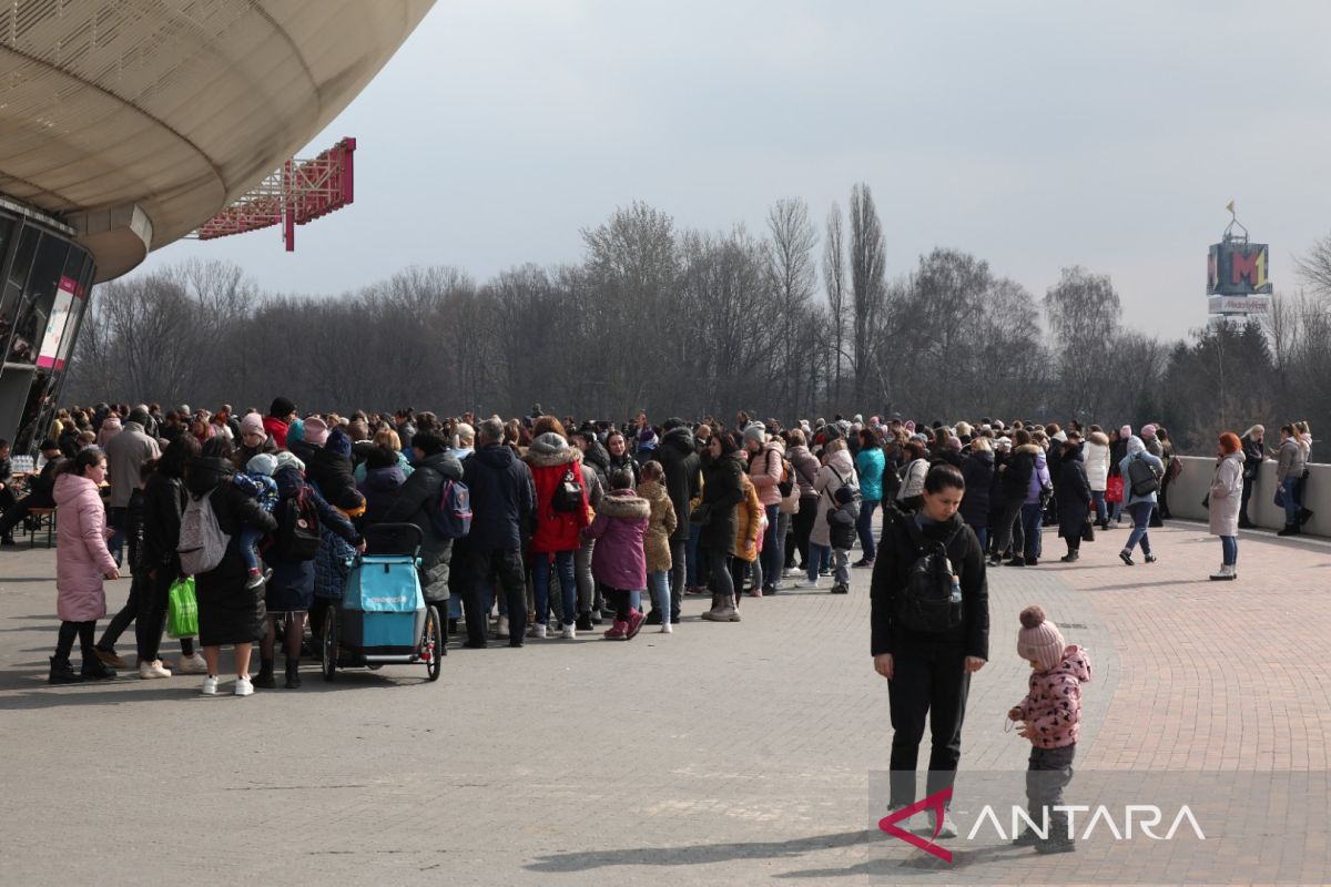 Uni Eropa usulkan tes, vaksin COVID gratis bagi pengungsi Ukraina