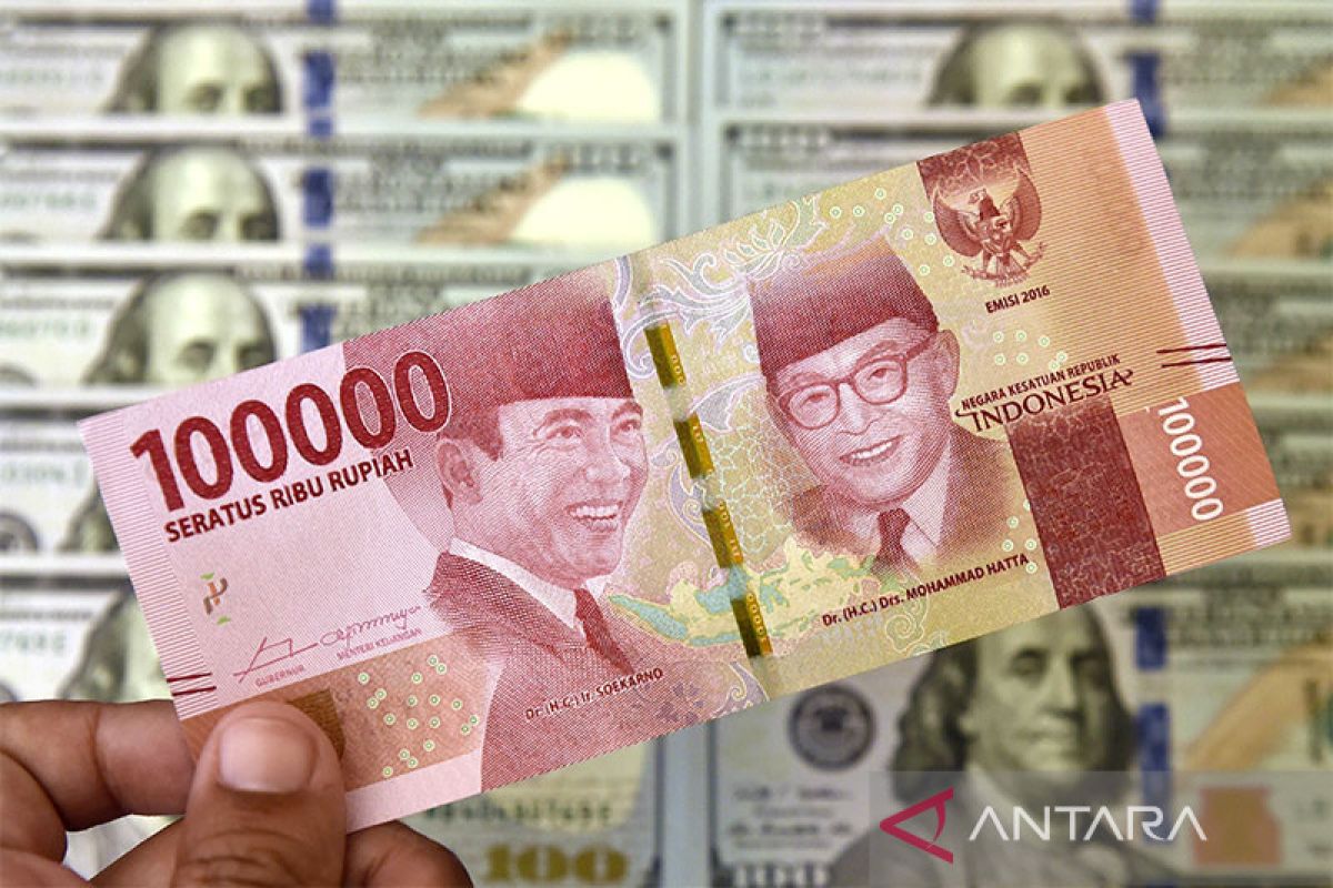 Rupiah Rabu melemah 3 poin