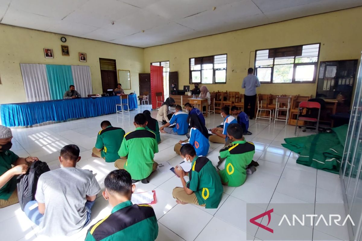 Satintelkam Polres Balangan lakukan pengurusan SKCK Keliling ke sekolah