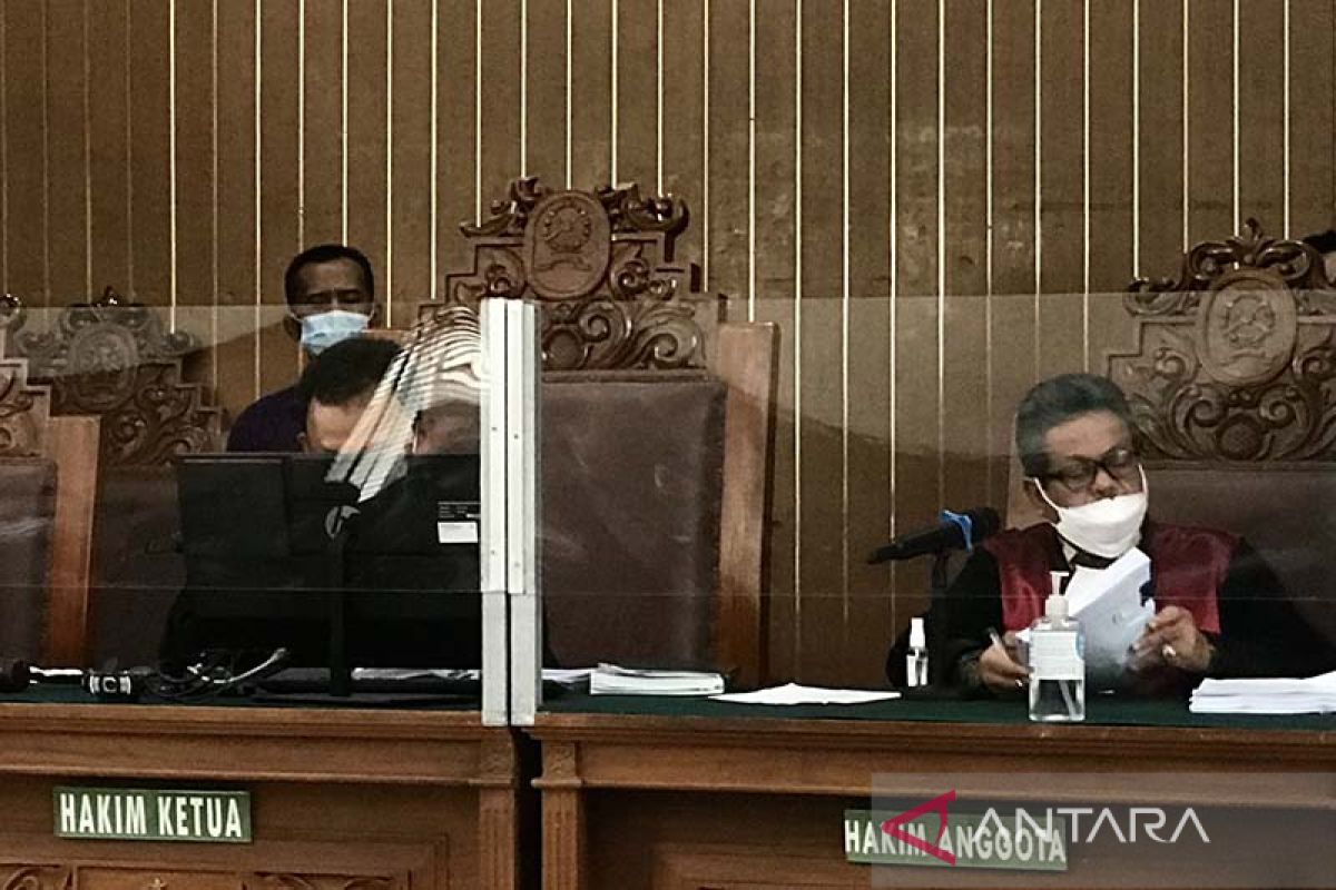 Dua polisi terdakwa 'unlawful killing' lepas dari sanksi pidana