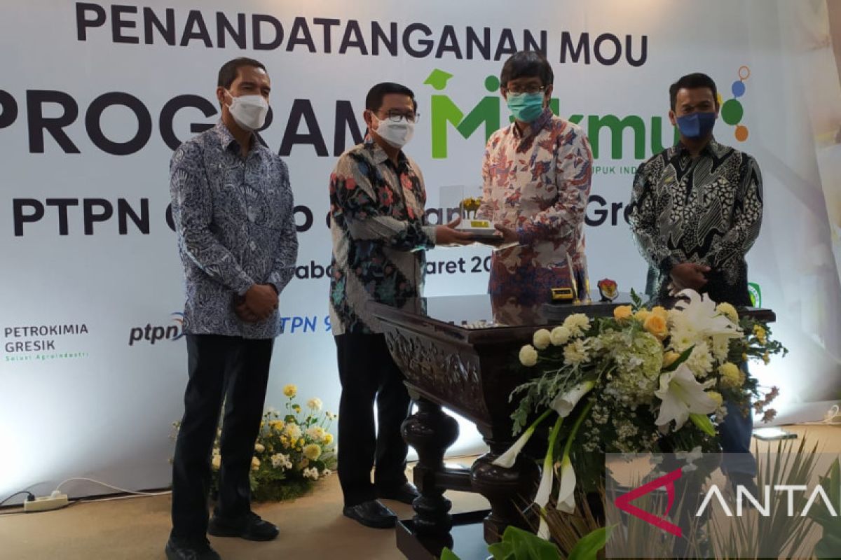 Pupuk Indonesia gandeng PTPN Group, targetkan swasembada gula di 2024