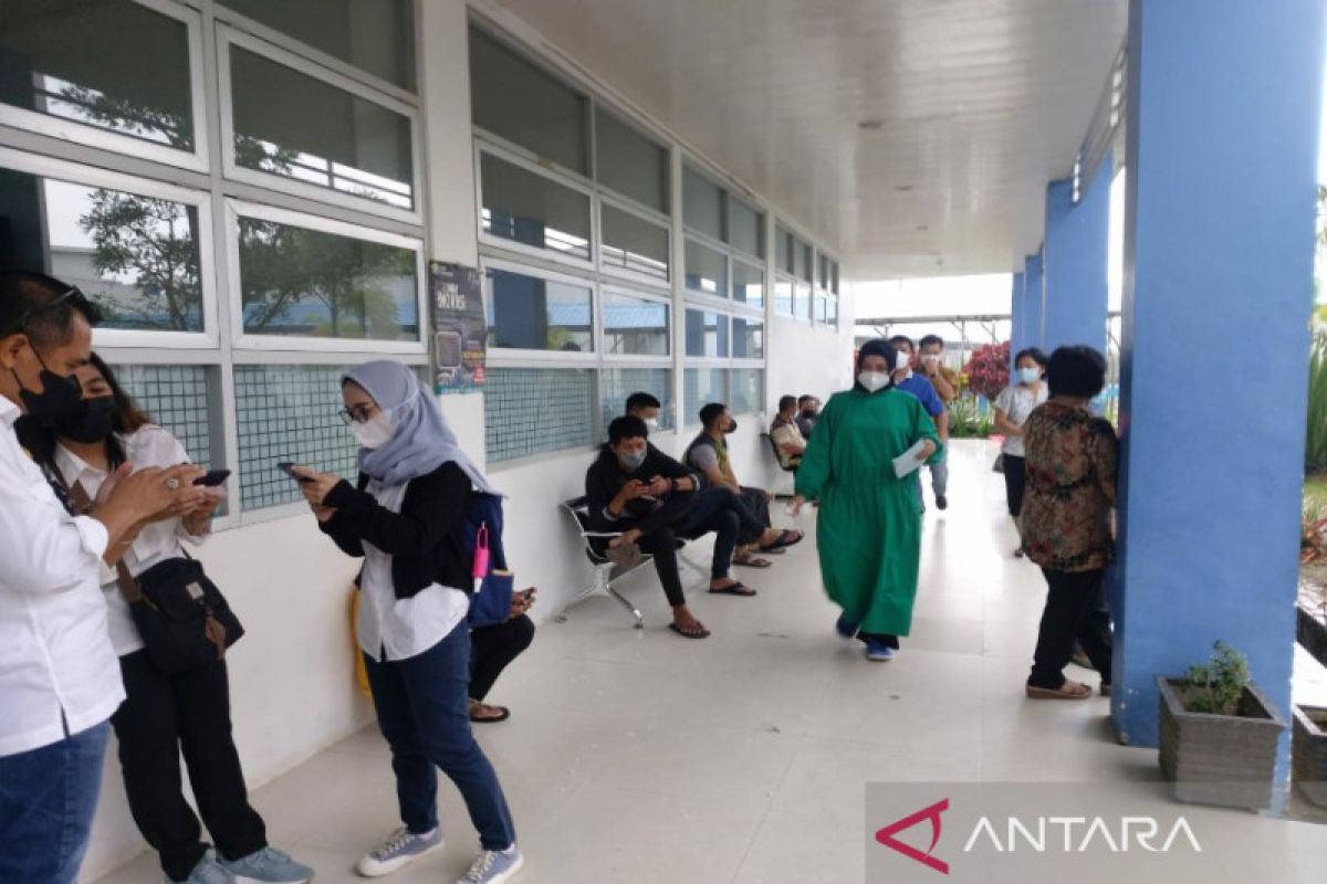 Arus penumpang Bandara Haluoleo meningkat sejak penghapusan antigen dan PCR