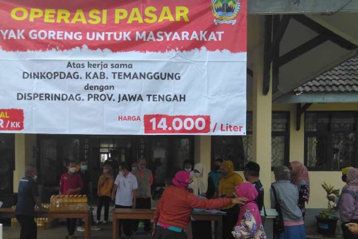 Temanggung hentikan operasi pasar minyak goreng