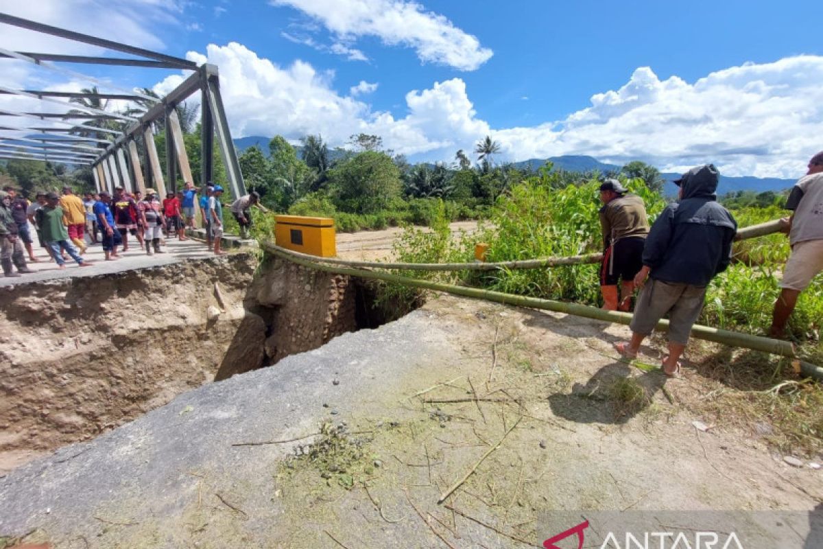 BPBD ingatkan warga Sigi  siaga banjir dan tanah longsor