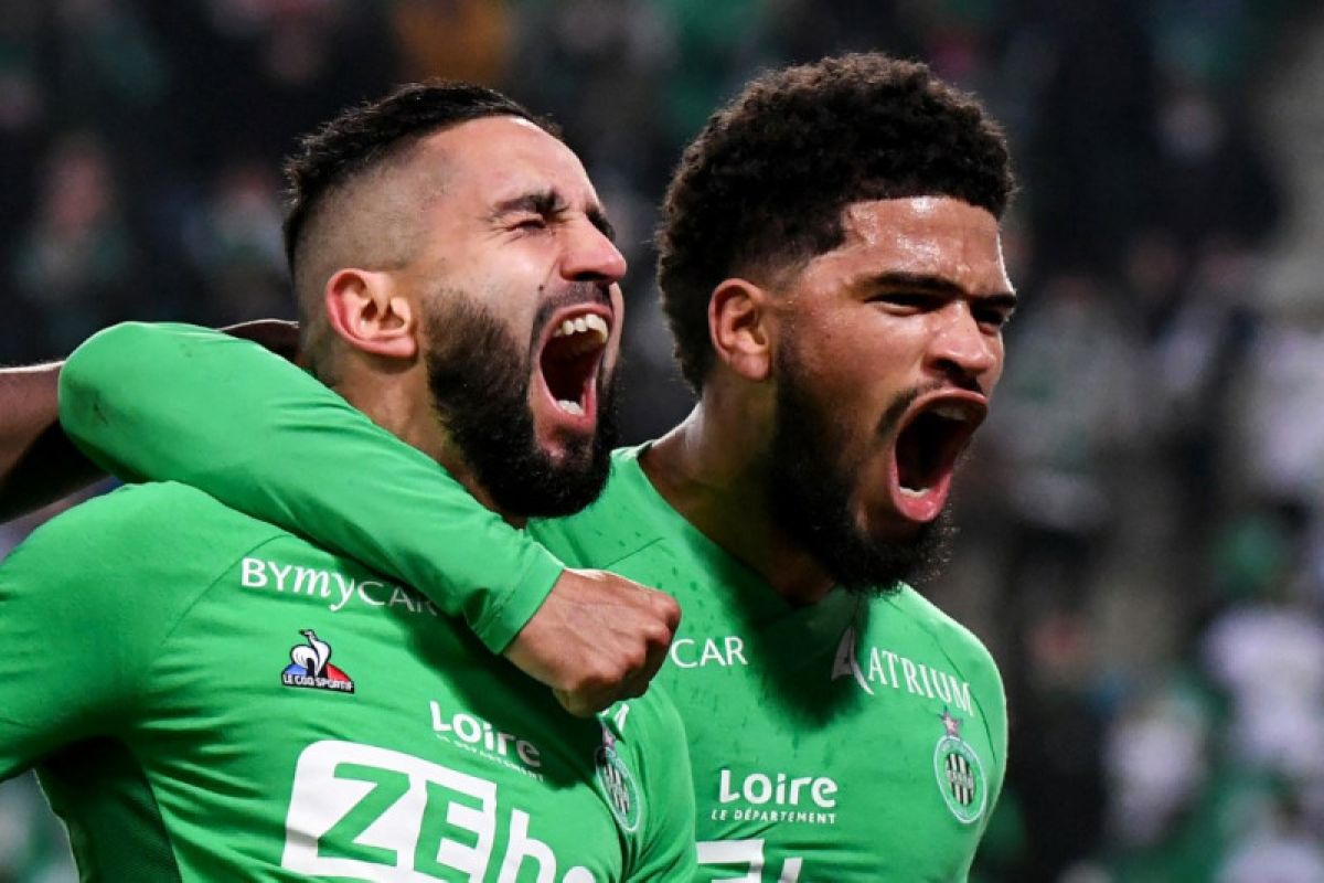 Ryad Boudebouz hindarkan Saint-Etienne dari kekalahan lawan Troyes