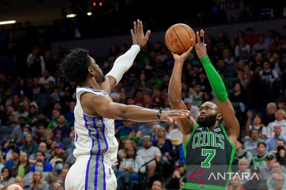 Kombinasi 62 poin Tatum dan Brown antar Celtics lewati Kings