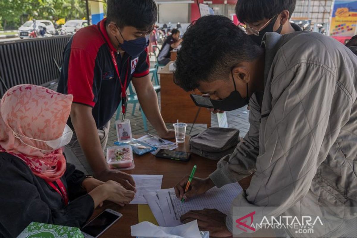 Sulteng optimalkan program semua bisa kerja atasi pengangguran