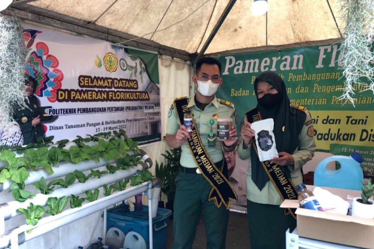 Tanaman obat Polbangtan pikat pengunjung Florikultura Medan