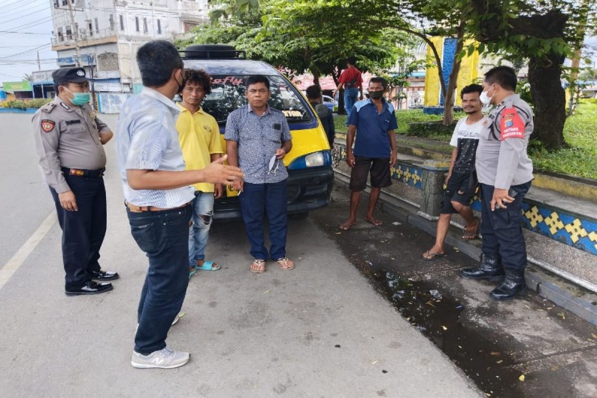 Empat pemalak supir angkot dijaring Polsek Padang Hilir