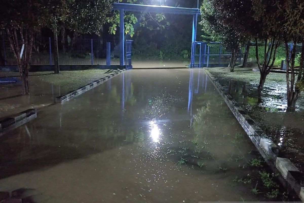 Banjir ganggu penyediaan air bersih di Gorontalo