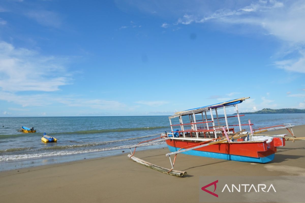 Pengelolaan Pantai Minanga Atinggola akan tiru Pantai Bandengan di Jepara