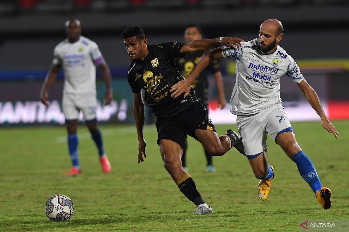 Imbang lawan Persik Kediri kubur asa juara Persib Bandung