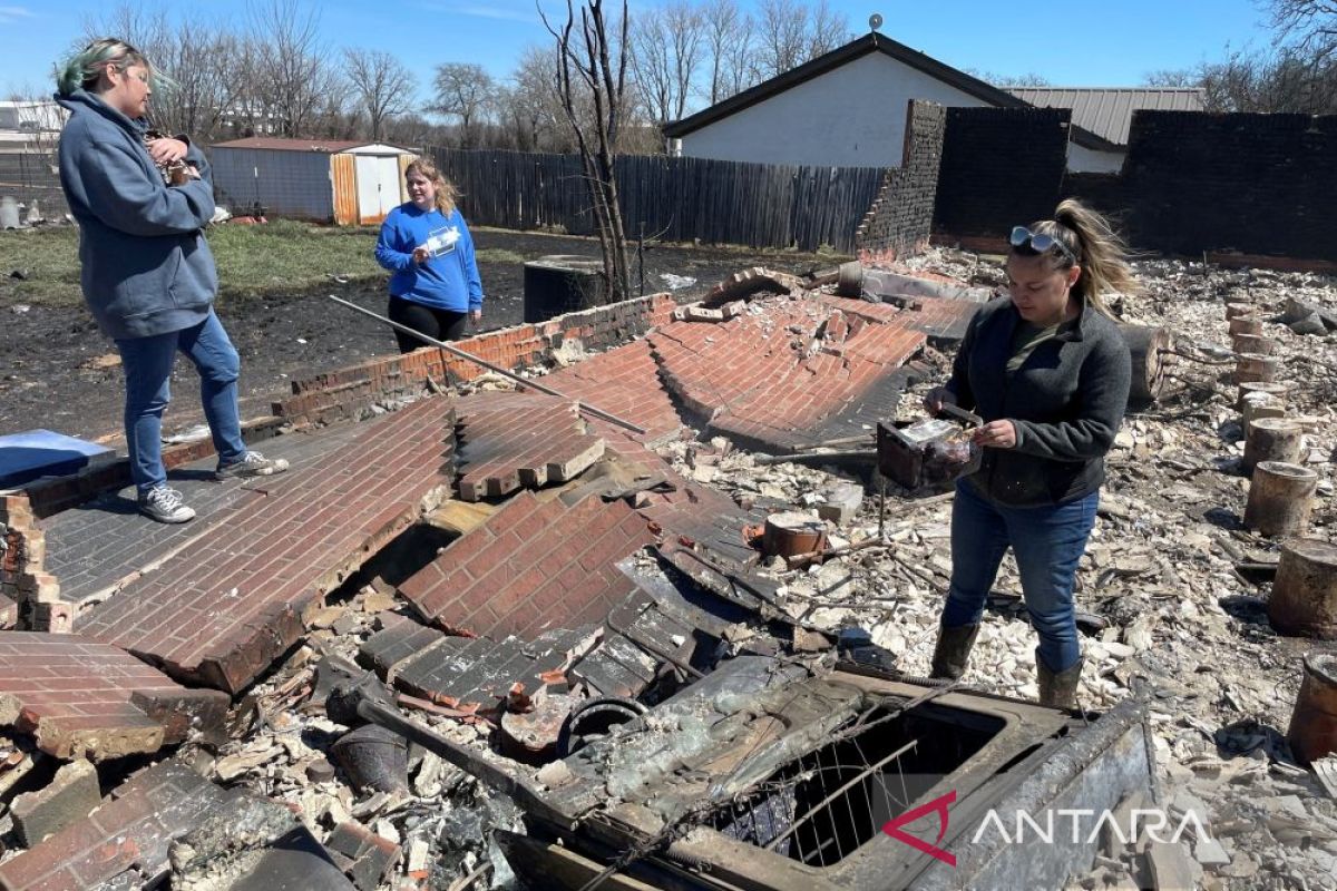 Kobaran api di Texas AS hancurkan 86 rumah, lalap 85 persen kota