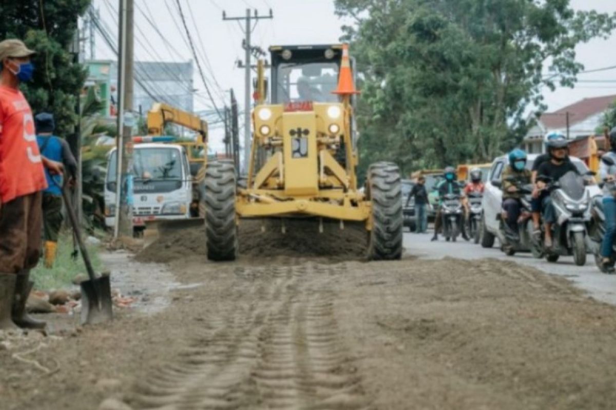 Sumut kucurkan Rp810 miliar  perbaiki jalan di dataran tinggi