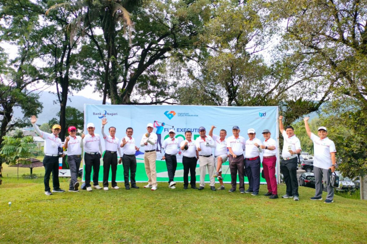 Bank Nagari gelar perlombaan golf bersama mitra